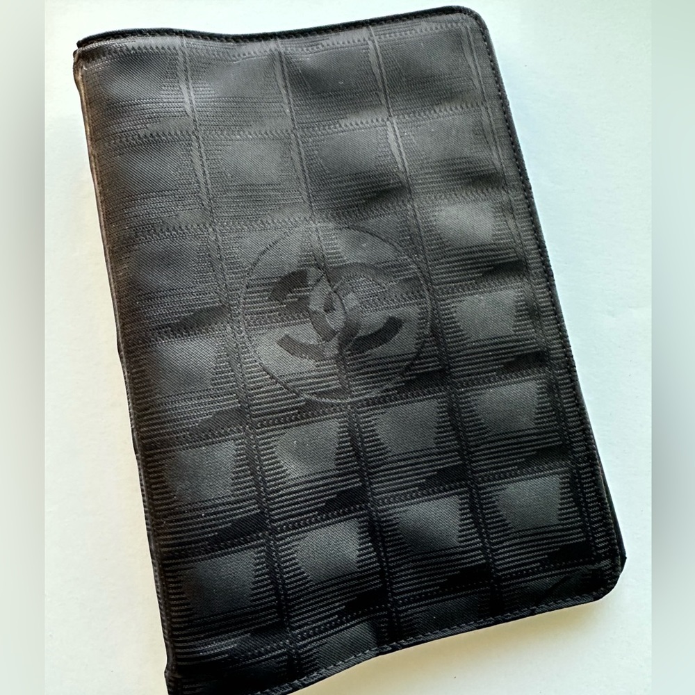 🖤Black Chanel travel line nylon agenda notebook planner cover 6 rings/MM size